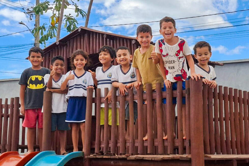 Toda a comunidade da região foi convidada a levar as crianças para a praça e aproveitar a tarde de diversão